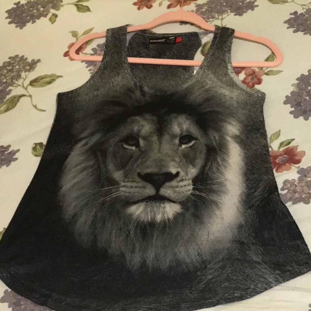 Lion tank top